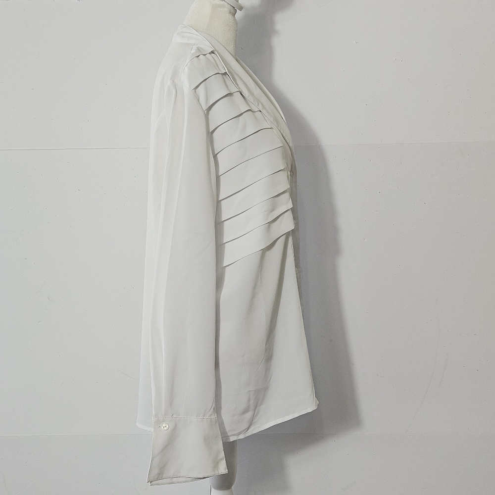 La Chine Classic Size 12 White Long-Sleeved Polyester Button Up Blouse with Laye - Picture 4 of 16